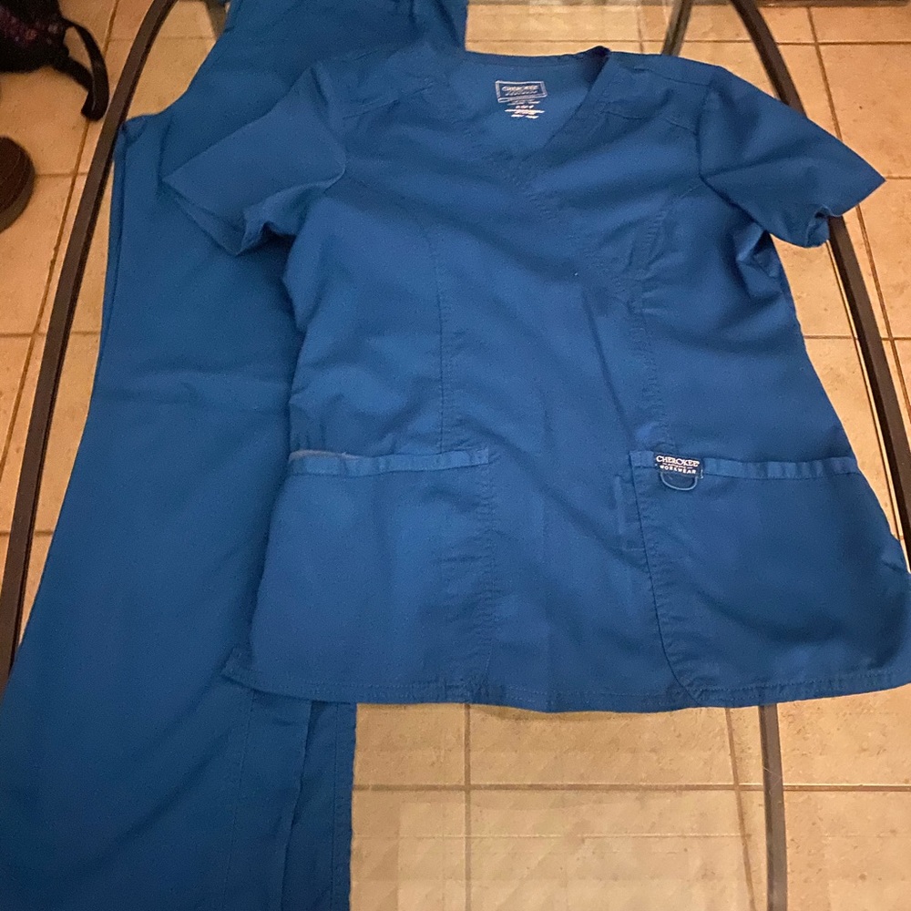 Cherokee Caribbean Blue Scrub Set